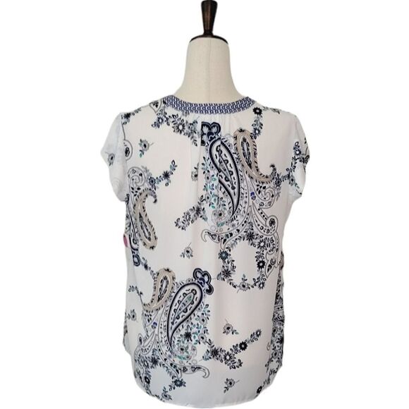 Liz Claiborne Blue Floral & Paisley Patterned V-neck Cap Sleeve Chiffon Blouse - Picture 3 of 9